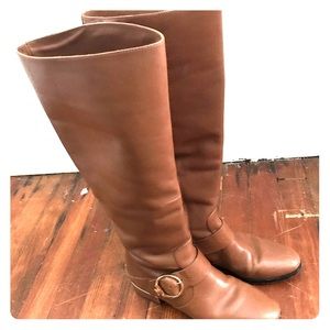 Tory Burch boots (barely worn!!!!)